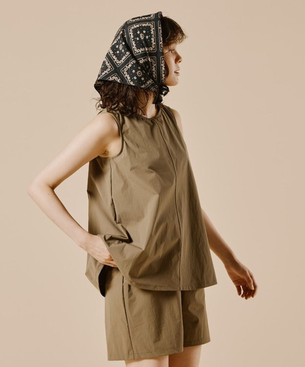 San-ai Resort（三愛水着楽園） 【カップ付きセット水着】タンキニ セット水着　無地【Ungrid（アングリッド）】 カーキ