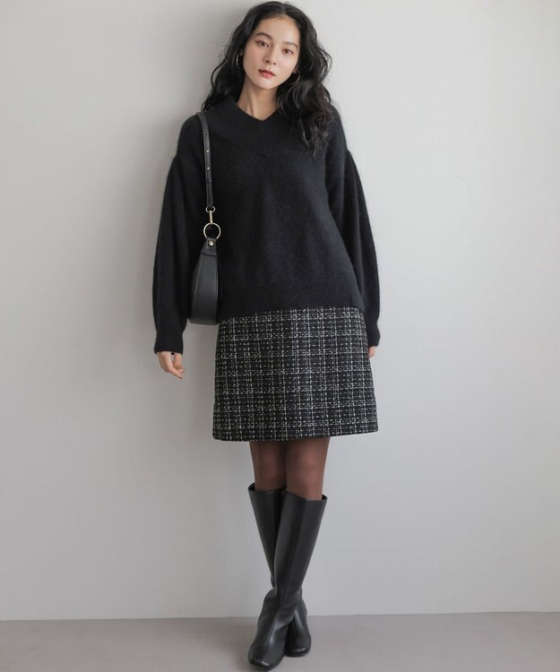 組曲 S フラッフィーファーＶネック ニット ブラック系