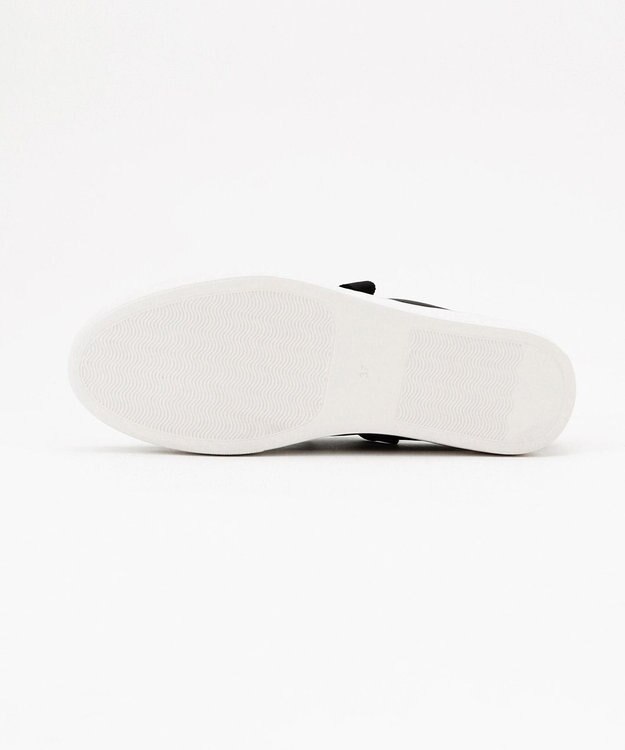 TOCCA 【新色シルバーカラー登場！】【軽量】BIJOUX SNEAKERS スニーカー ブラック系