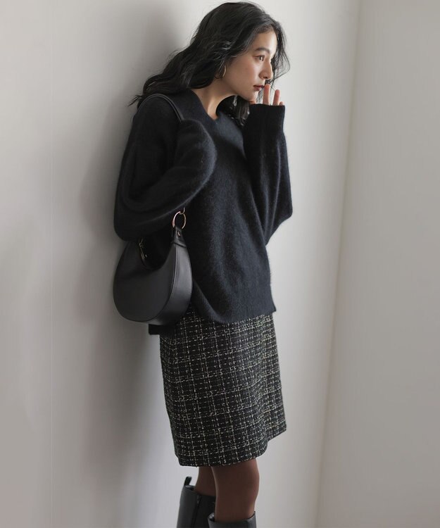 組曲 S フラッフィーファーＶネック ニット ブラック系