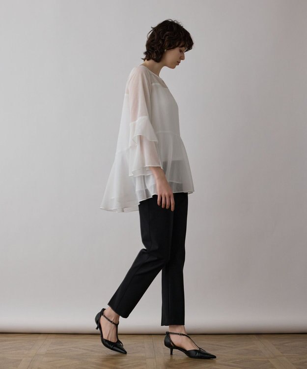 GRACE CONTINENTAL フィルムジャガードフリルトップ ホワイト