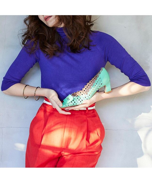 MODE ET JACOMO <MODE ET JACOMO>レーザーカットバックルモチーフパンプス グリーン