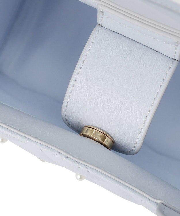 Maison de FLEUR パールビジューキルティングスクエアショルダー Light Blue