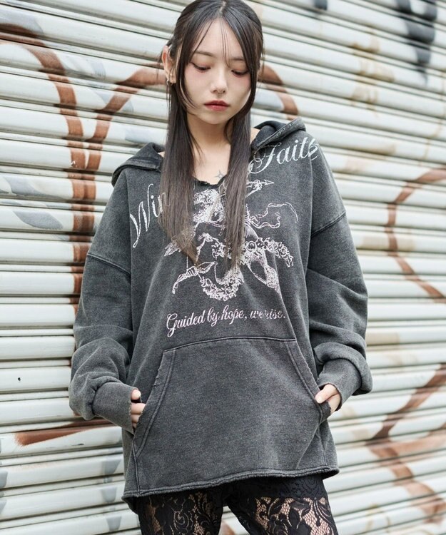 WEGO 【ユニセックス着用ITEM】ヴィンテージグラフィックキーネックプルパーカー ブラックその他