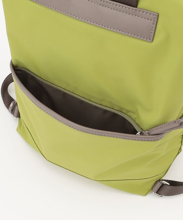 Y'SACCS ナイロン×リサイクルレザー　コンビマルチリュック ライトグリーン