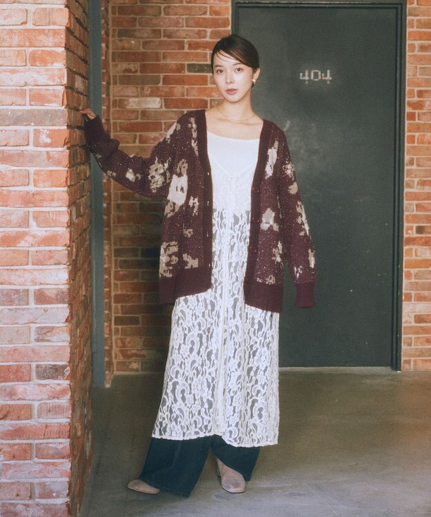 earth music&ecology フラワージャガードラメシャギーカーディガン Bordeaux