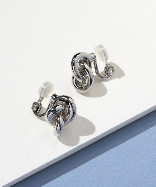 23区 【Oggi6月号掲載】メタルトップ イヤリング シルバー系