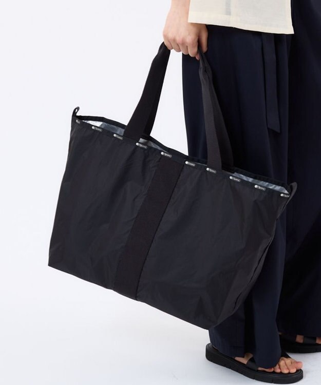 LeSportsac ESSENTIAL LG OPEN TOTE/ブラックC ブラックC