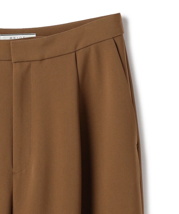BEIGE， GYPSUM / シルキータッチ セミワイドタックパンツ Brown
