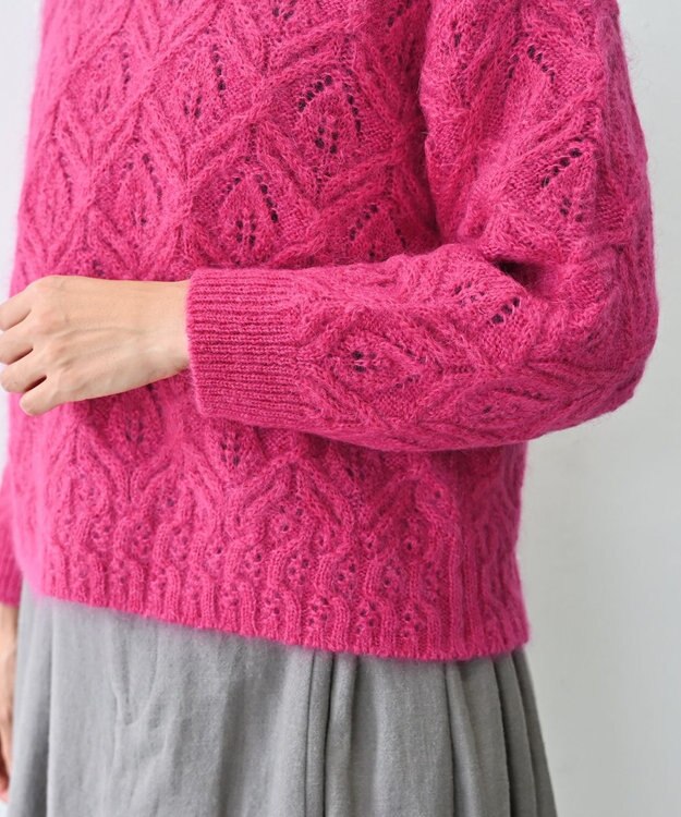 muuc 〈うっとり柔らか上質な極細繊維〉〈キッドモヘア×ウール×アルパカ×シルク〉リーフ模様編み セーター ピンク