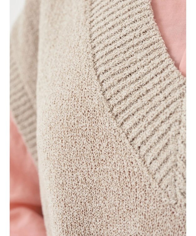 earth music&ecology ミニブークレＶネックベスト Light Beige