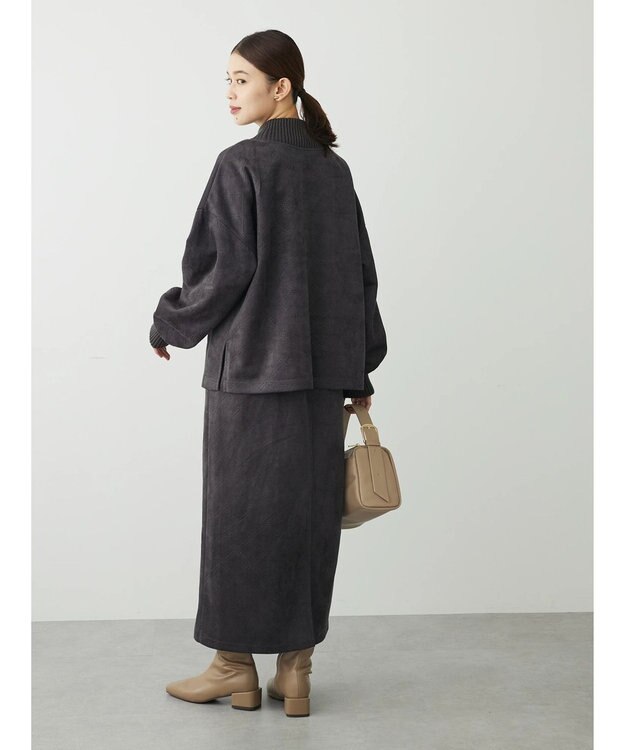 Green Parks ・ＥＬＥＮＣＡＲＥ　ＤＵＥ　エンボスプルオーバー Charcoal Gray