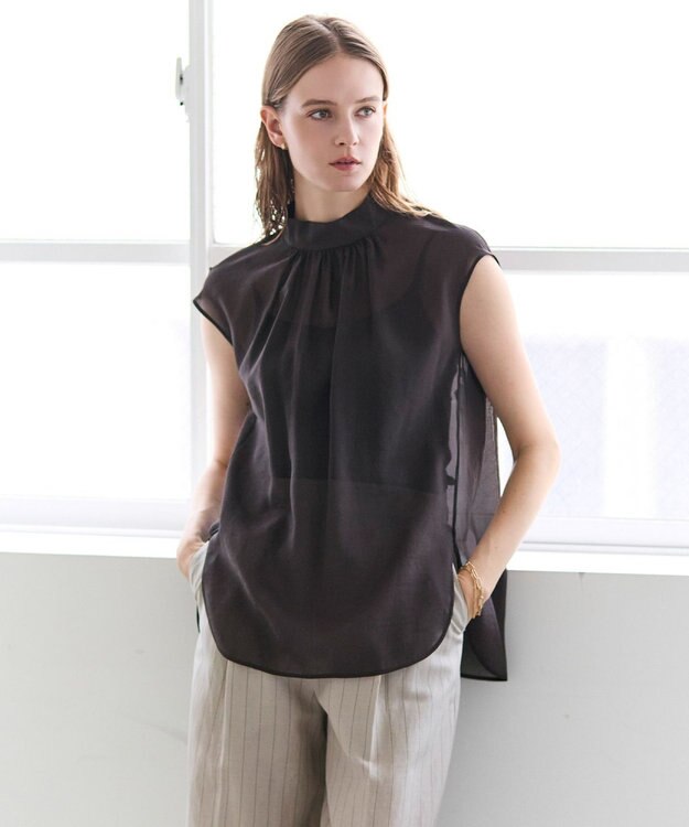 BEIGE， SERAPHIN / ライトシアー ハイネックブラウス Bordeaux