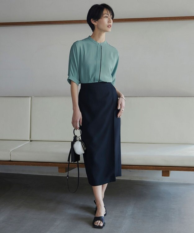 ICB 【接触冷感・UVケア・速乾・洗える】FluidBackSatin ナロースカート ネイビー系