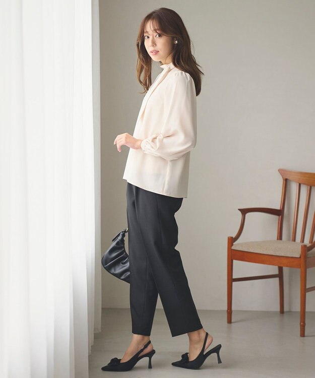 Feroux 【洗える】クラシカル リボンタイブラウス アイボリー系