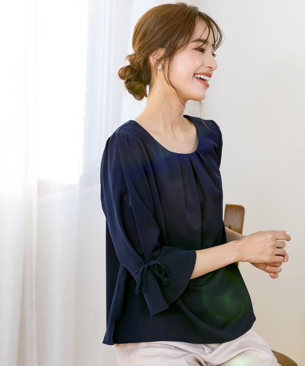 Tiaclasse 【洗える】リボン付きタックフレア袖ブラウス ネイビー