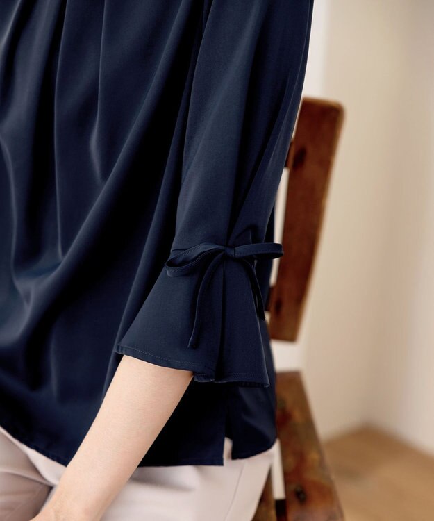 Tiaclasse 【洗える】リボン付きタックフレア袖ブラウス ネイビー