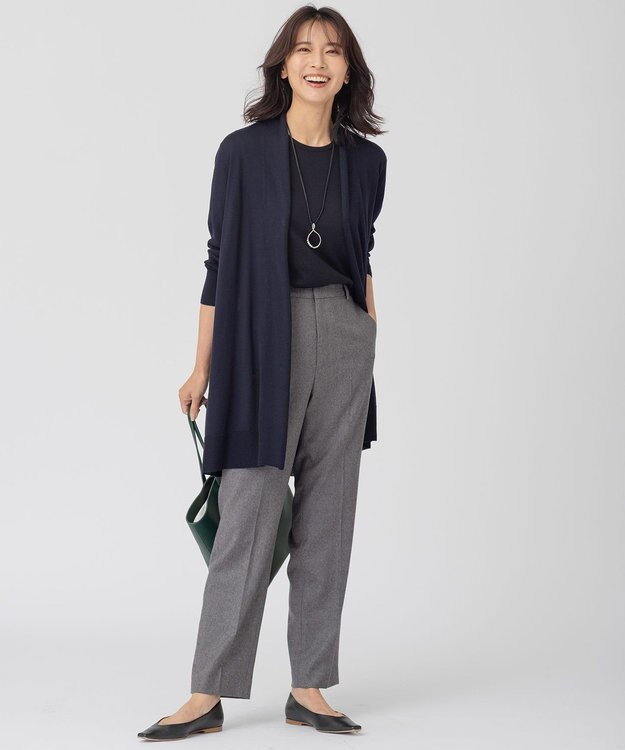 23区 【CLASSY.1月号掲載】ウールミルドストレッチ テーパードパンツ チャコール