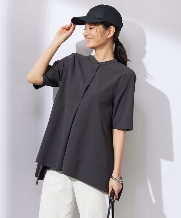 ICB 【接触冷感・UVカット・洗える】ヴィンテージスパンブロード バンドカラーブラウス チャコールグレー系