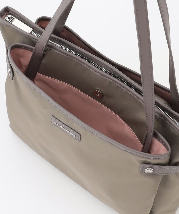 LA BAGAGERIE 【撥水ナイロン】ベーシックA4トート グレージュ