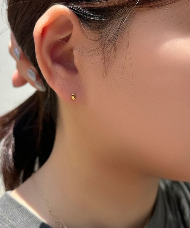 Phoebe 【金属アレルギー対応】メタルビーンズピアス　ゴールド/サージカルステンレス ゴールド