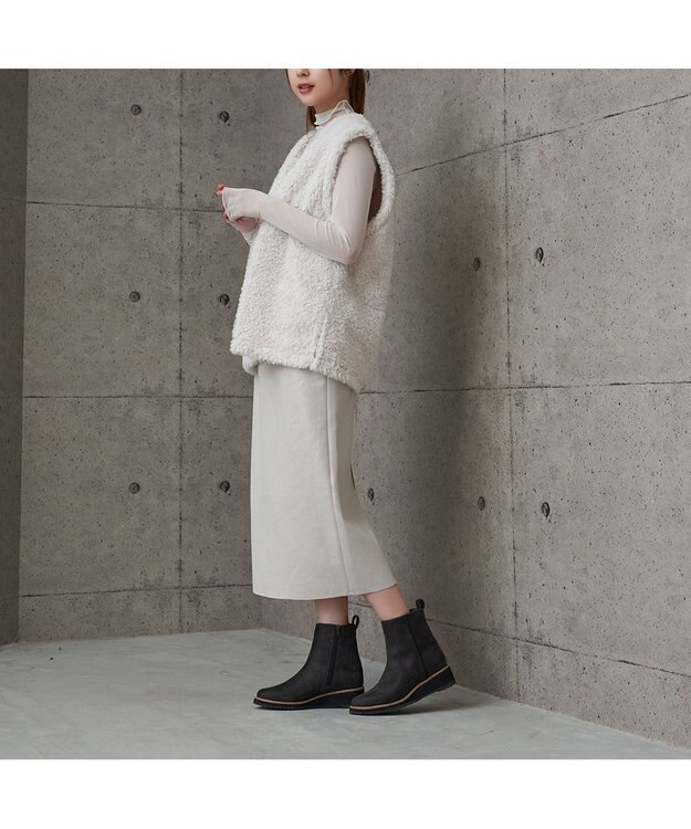 MODE ET JACOMO <carino>【レイン・スノー対応】ウエッジヒールショートブーツ グレースエード