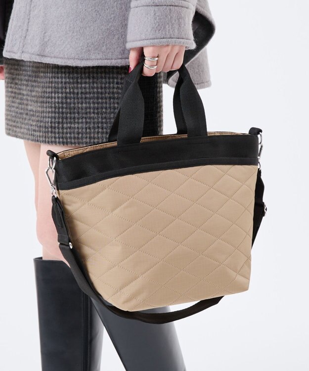 LeSportsac BUCKET TOTE/タニンクロスデボス タニンクロスデボス