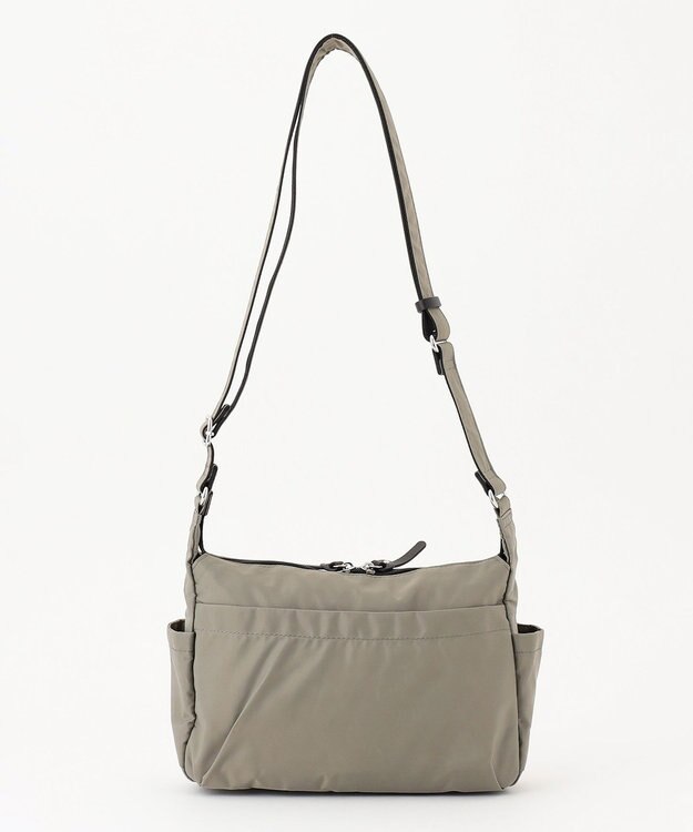 Y'SACCS トリプルポケットベーシックショルダー グレージュ