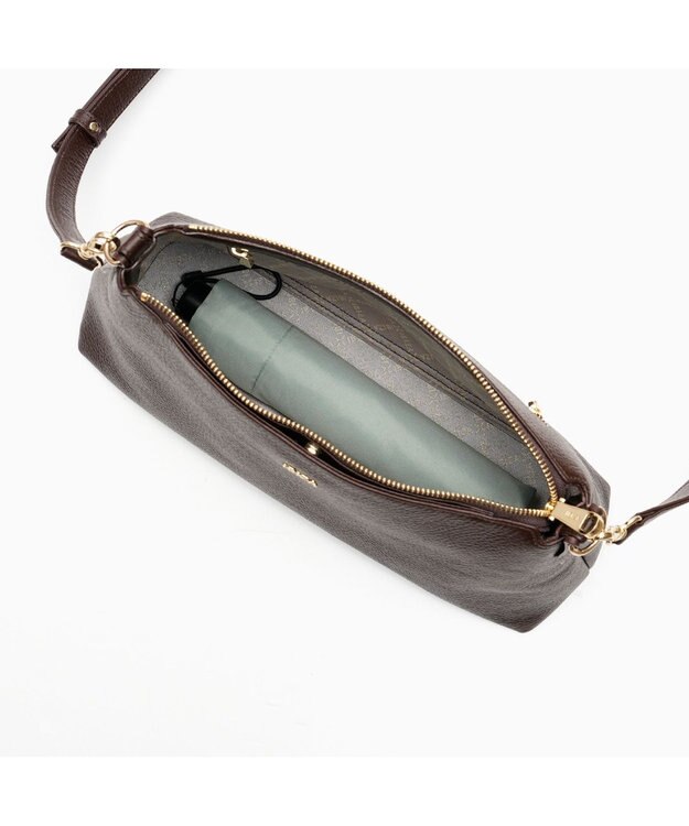 IBIZA アクセソリオ　牛革　ショルダーバッグ 黒