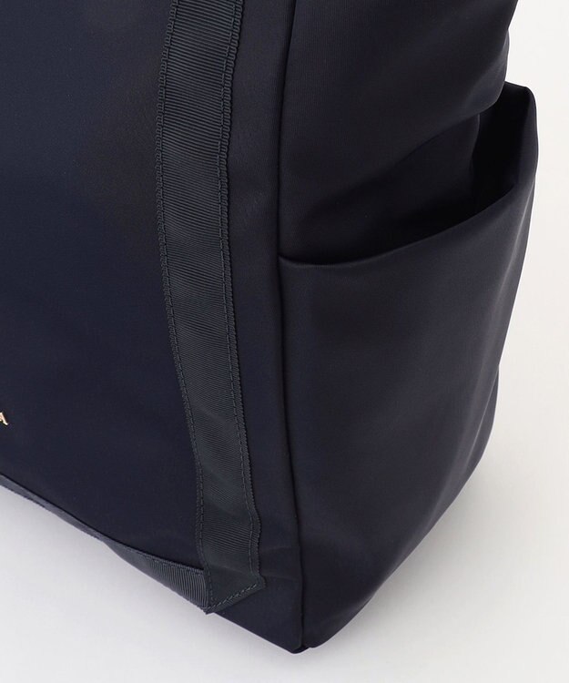 TOCCA 【A4サイズ対応・撥水】PLENTIFUL A4 NYLONBAG ナイロンバッグ ネイビー系