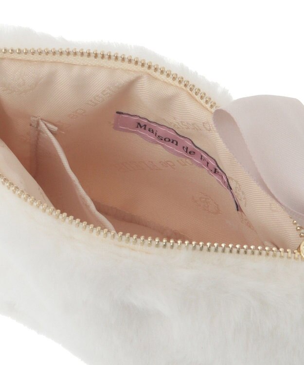 Maison de FLEUR パールリボンファーポーチ Off White