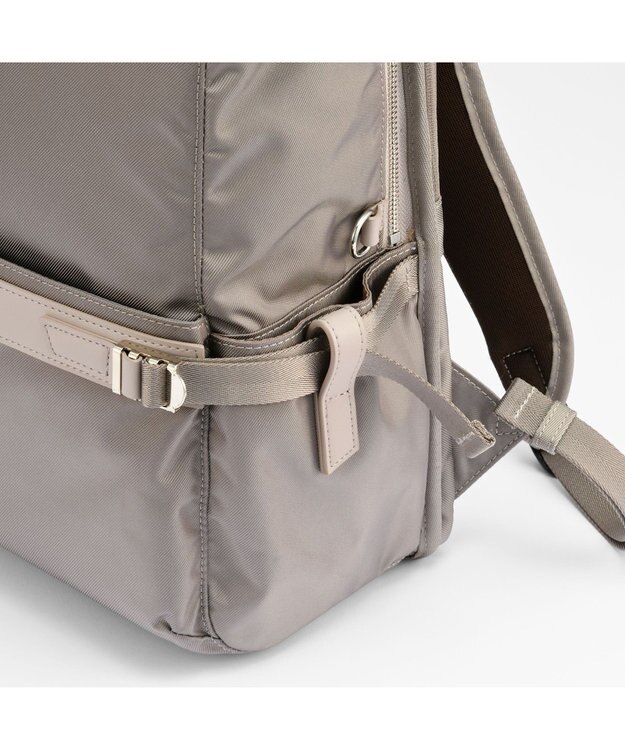 ACE BAGS & LUGGAGE W&.Day/Night リッカ2 スクエアリュック A4サイズ 14.0インチPC収納 19152 ダブルアンドデイナイト スモーキーピンク