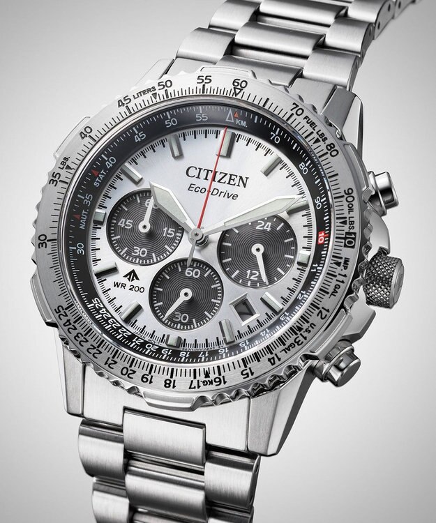 CITIZEN 【電池交換不要 クロノグラフ】航空計算尺機能搭載ウオッチ シルバー