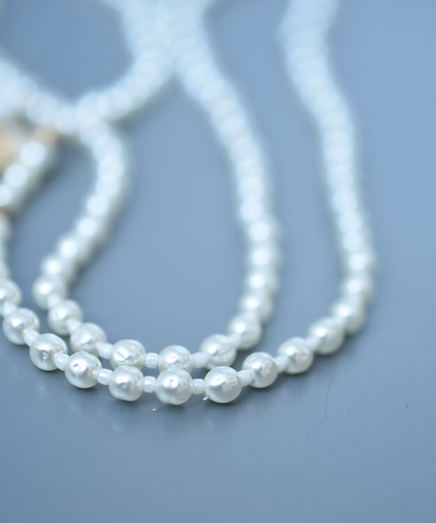 monshiro 【セレモニーにも】スズラングラスパールロングネックレス（メガネチェーンにも） ホワイト