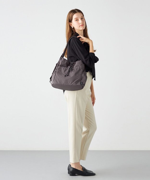 LA BAGAGERIE 【MONICA】クリンクルナイロン　ドロスト2WAYバッグ グレー