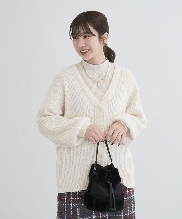 Green Parks ベロアモールＶネックカーディガン Ecru