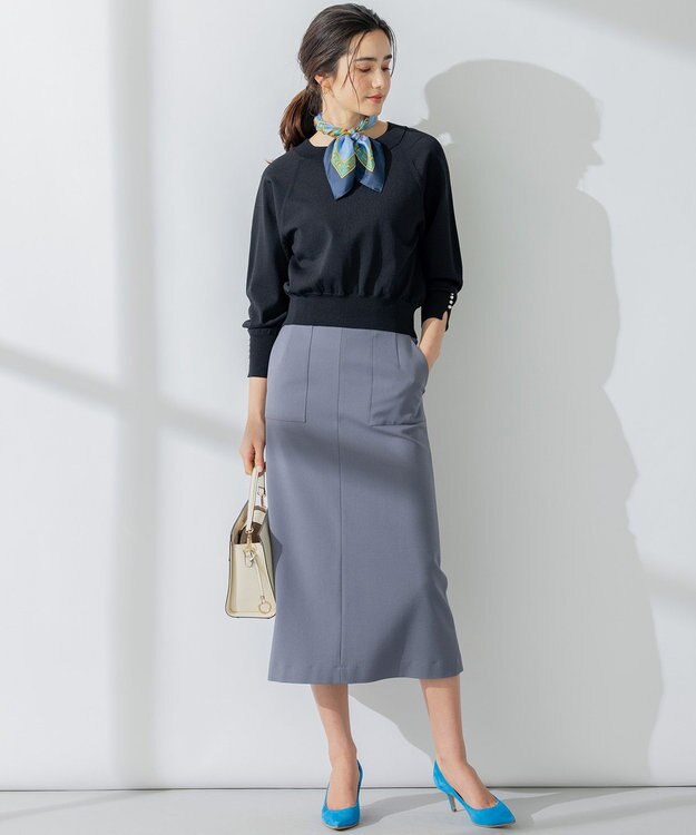 組曲 S 【パールボタン付】ブーケカラーリラクシー ニット ブラック系