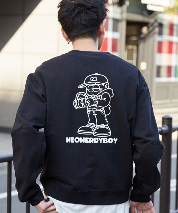 WEGO 【ユニセックス着用ITEM】THEBOYエルボーパッチクルーネックPO ブラック
