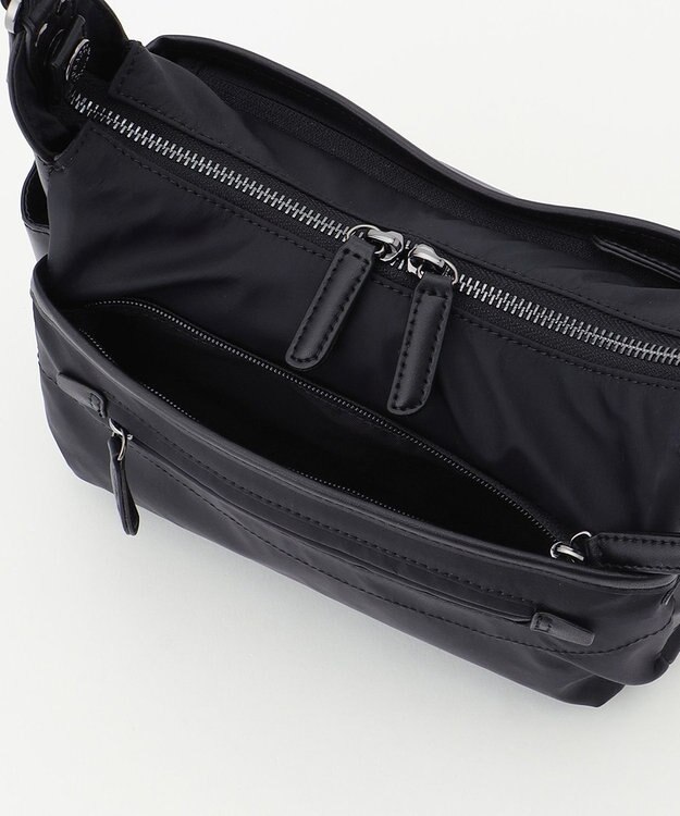 Y'SACCS 【ナイロンタフタ×リサイクルレザー】デイリーポシェット ブラック