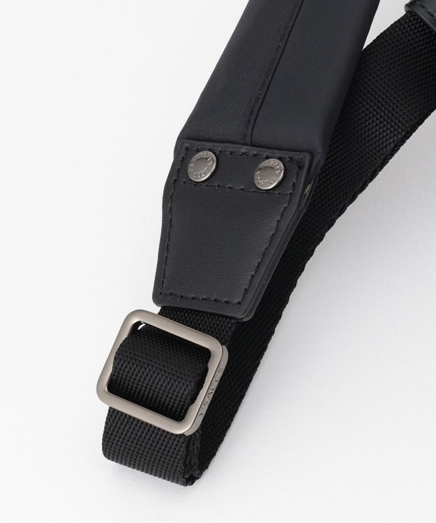 Y'SACCS 【ナイロンタフタ×リサイクルレザー】デイリーミニリュック ブラック