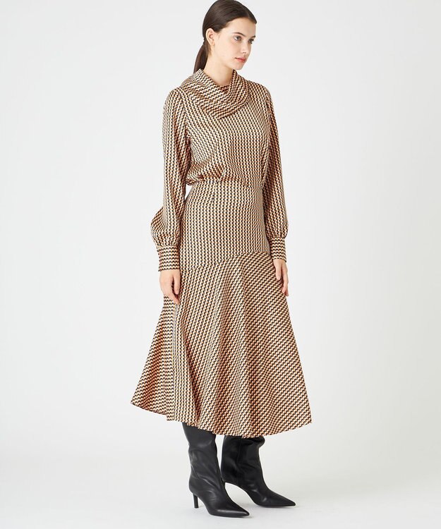 BEIGE， MABILLON / フレアスカート Peach x Ecru