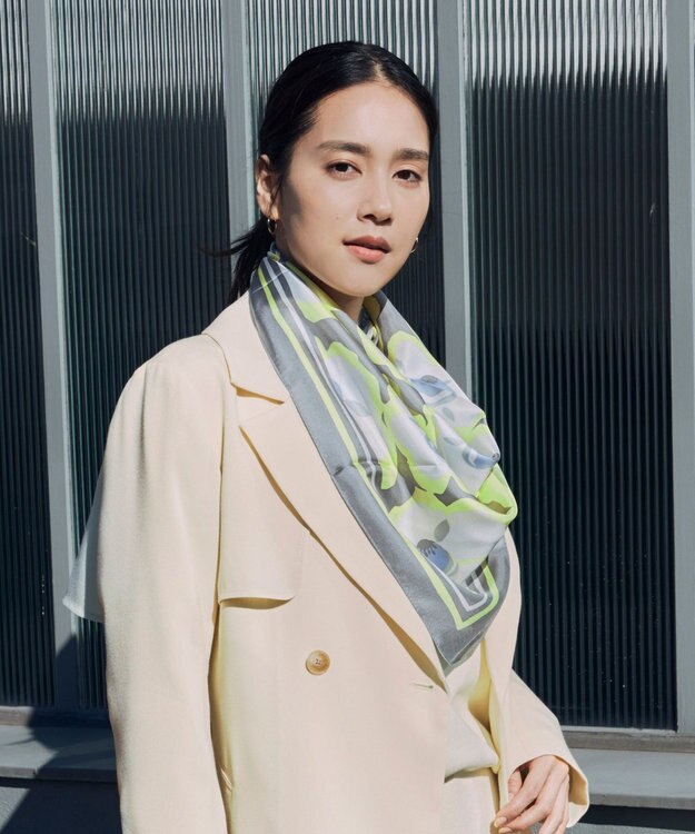 自由区 【カタログ掲載】ソフトフローラル スカーフ イエロー系1