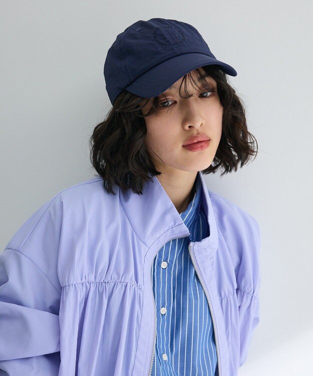 Green Parks ｅｖｅｒｙ　ｗａｌｋ．ナイロンロゴキャップ Navy