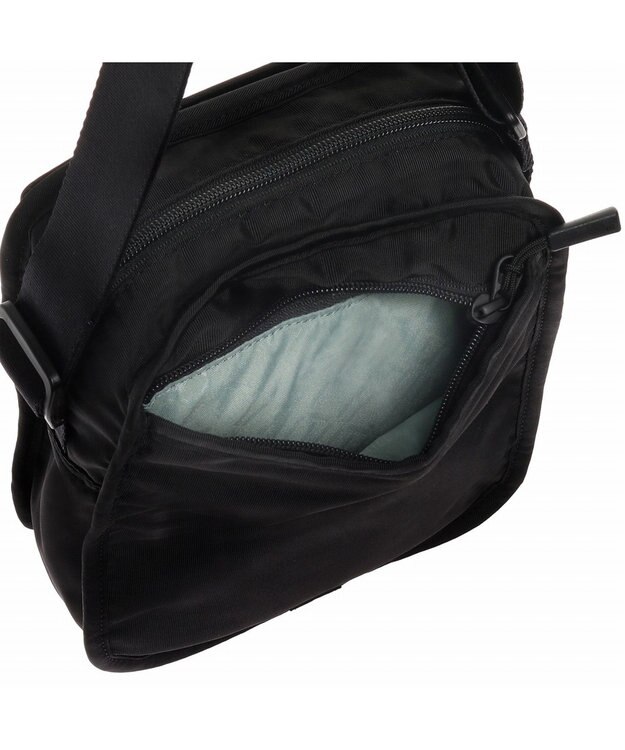 ACE BAGS & LUGGAGE ace. エース ファニップ ショルダーバッグ タテ型 67291 ブラック