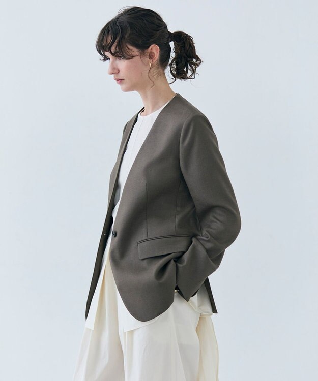 BEIGE， 【洗える】CAROLE / リネンライクノーカラーハーフ丈ジャケット Mocha