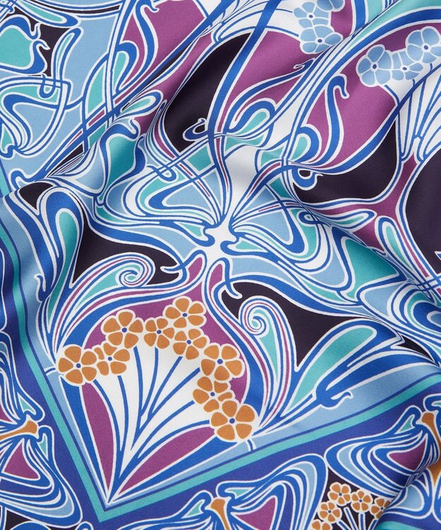 LIBERTY. アイアンシ トライアングル シルクスカーフ 100×140 パープル