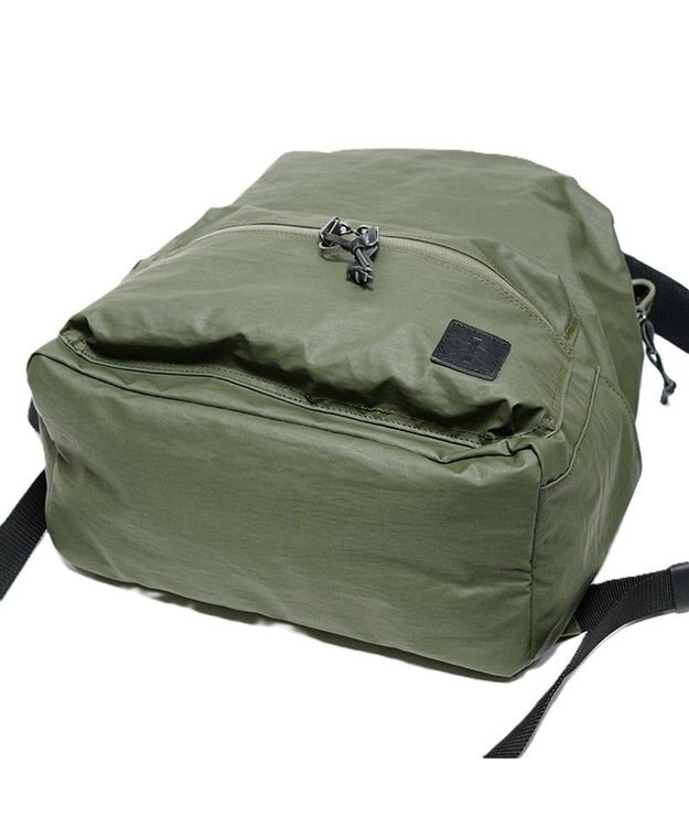 Regalo Felice 【防水 / キズが付きにくい】リュック大 / REGALO KA(カーキ)