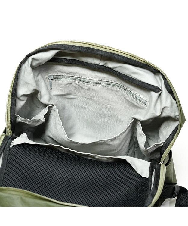 Regalo Felice 【防水 / キズが付きにくい】リュック大 / REGALO KA(カーキ)