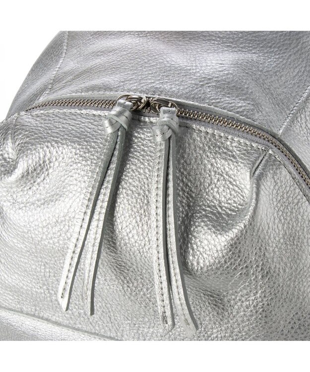 UNBILLION perche / 牛革ソフトシュリンクタイプリュック シルバー