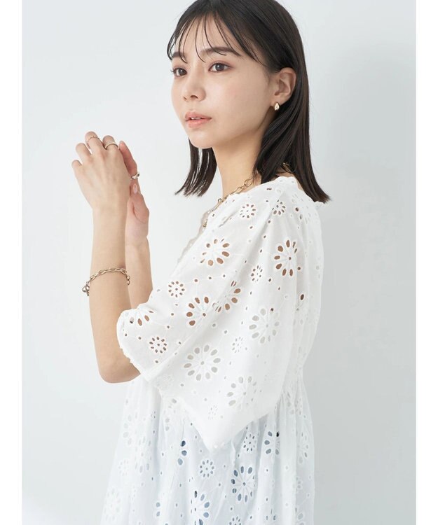 earth music&ecology コットンレースＶネックブラウス Off White